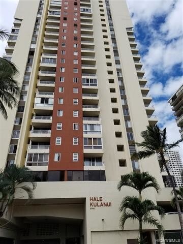 Primary Photo - 2740 Kuilei St