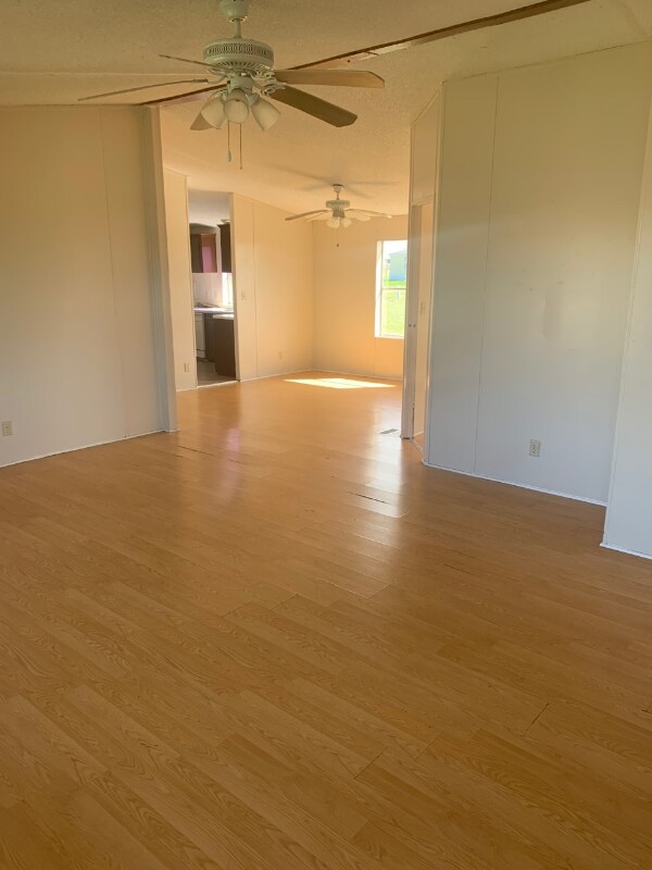Foto del edificio - 107 Valley View Ct