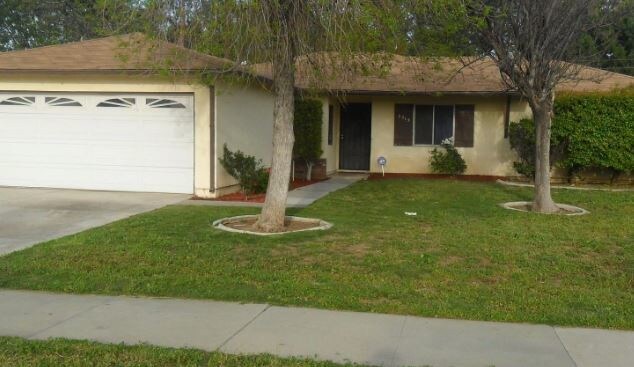 Primary Photo - 5515 Wohlstetter St