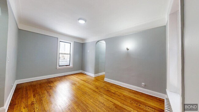 Foto del edificio - 215 W 80th St