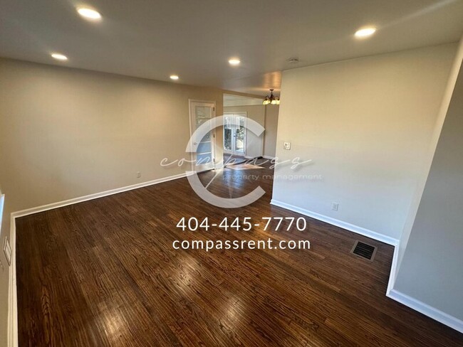 Building Photo - 3409 Springlake Dr