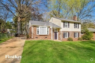 Building Photo - 2104 Gracewood Dr