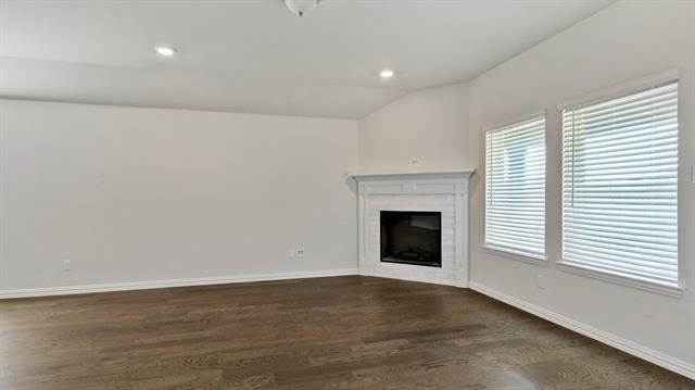 Foto del edificio - 2012 Partridge Rd