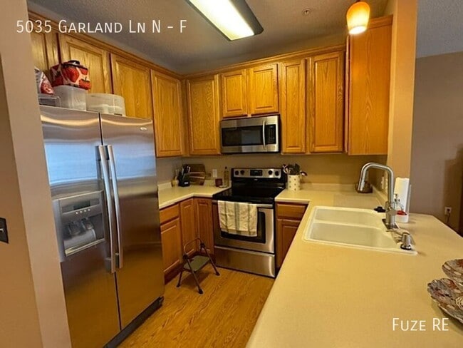 Foto del edificio - 5035 Garland Ln