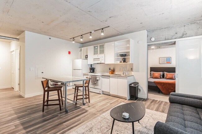 Building Photo - 776 Euclid Ave