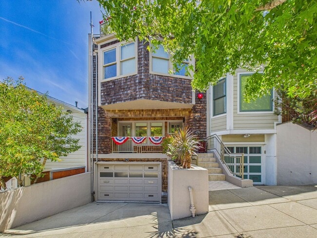 Building Photo - 853 De Haro St