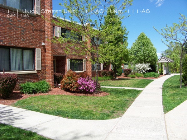 Building Photo - 111 Union St