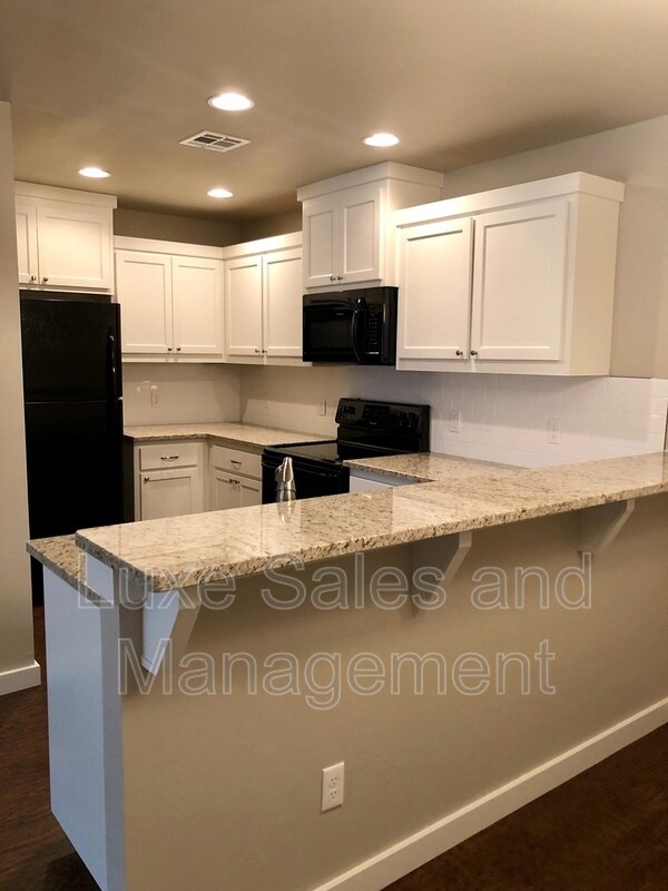 Building Photo - 1421 MacAlpine St