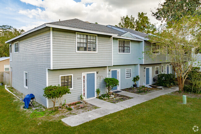 1910 W Sligh Ave Tampa, FL - Brookshire Townhomes