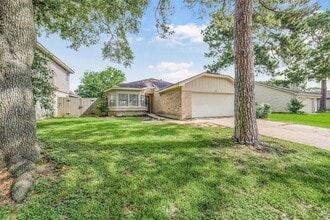 Building Photo - 10546 Waving Fields Dr