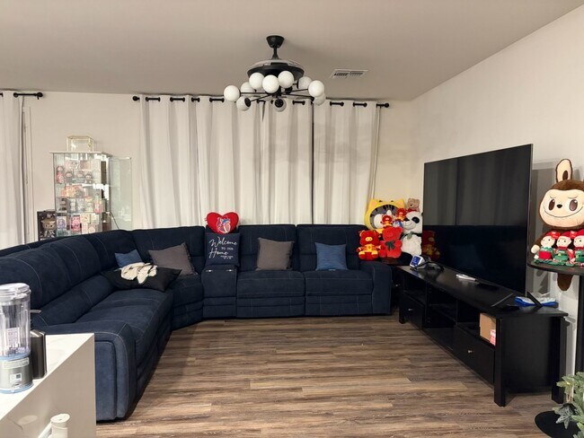 Foto del edificio - 9652 Preston Hl St