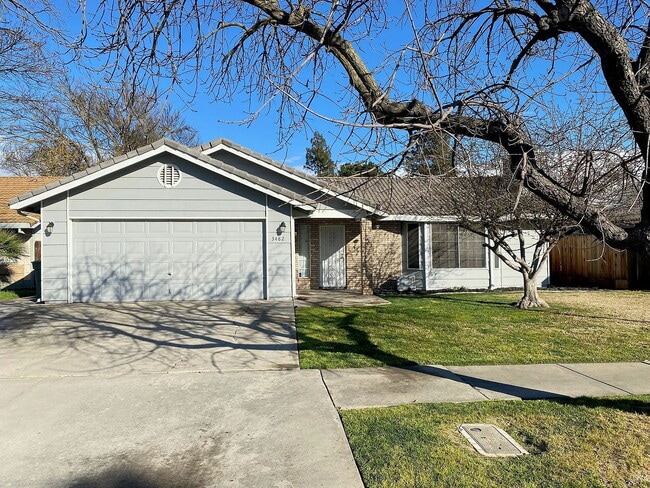 "Coming soon" Cozy 3-Bedroom Retreat with... - "Coming soon" 
Cozy 3-Bedroom Retreat with... Apartment