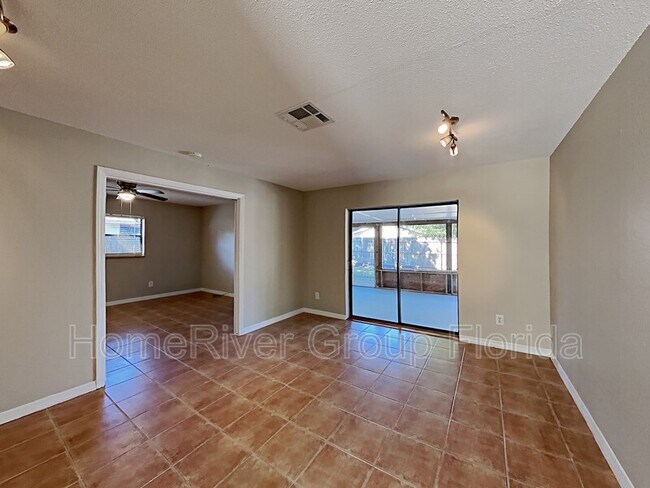 Building Photo - 3475 Arnel Dr