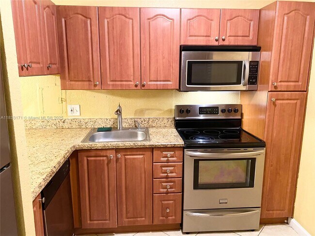 Building Photo - 4001 N University Dr