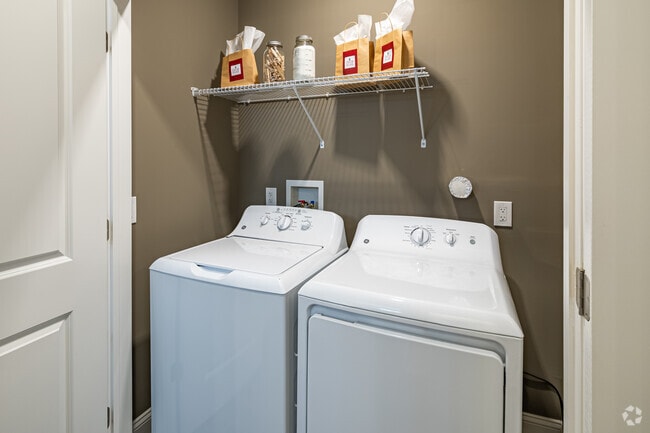 1BR, 1.5BA w/Den - 890SF - The Amsterdam II - Laundry - Station Village at Avenel