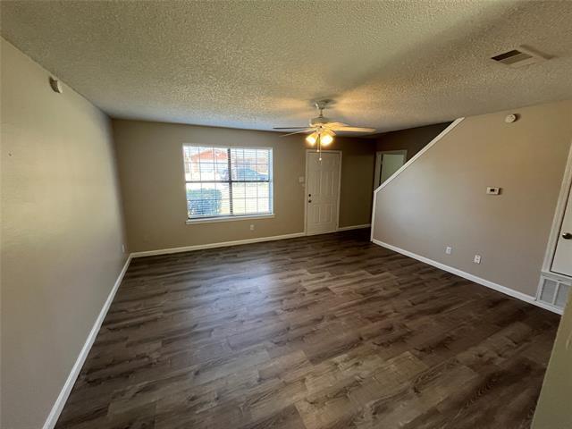 Building Photo - 272 Buttercup Ln