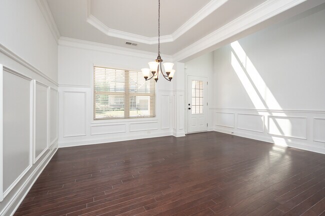 Foto del edificio - 201 Abbey Gardens Ln