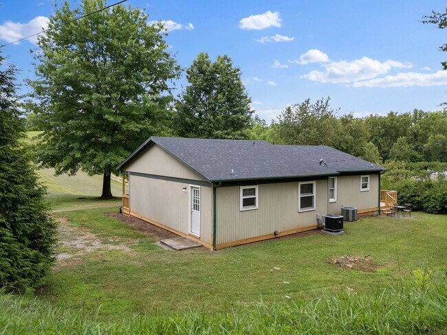 Building Photo - 5700 Ferrum Mountain Rd