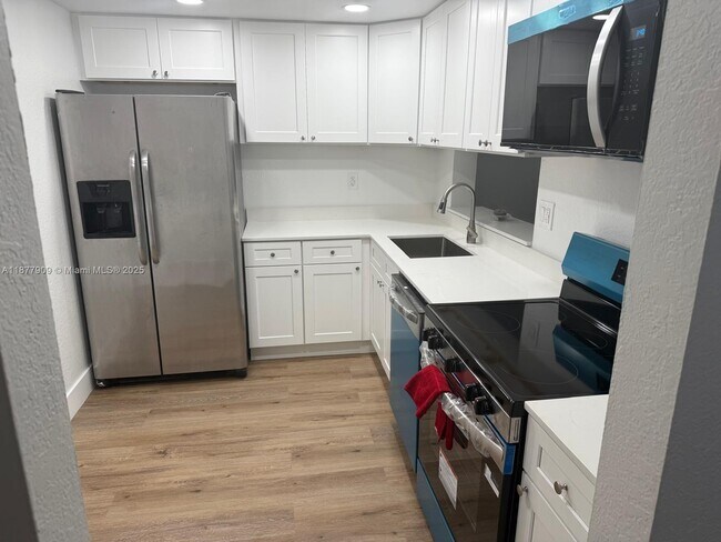 Foto del edificio - 8420 SW 133rd Avenue Rd