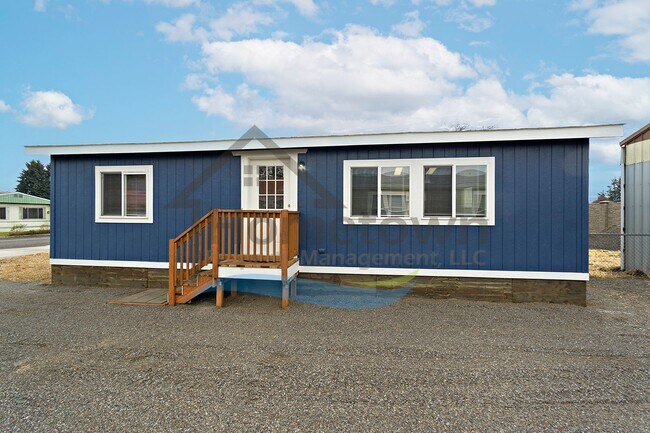 Foto del edificio - 2 Bedroom 1 Bath Home with 24x24 Shop and ...