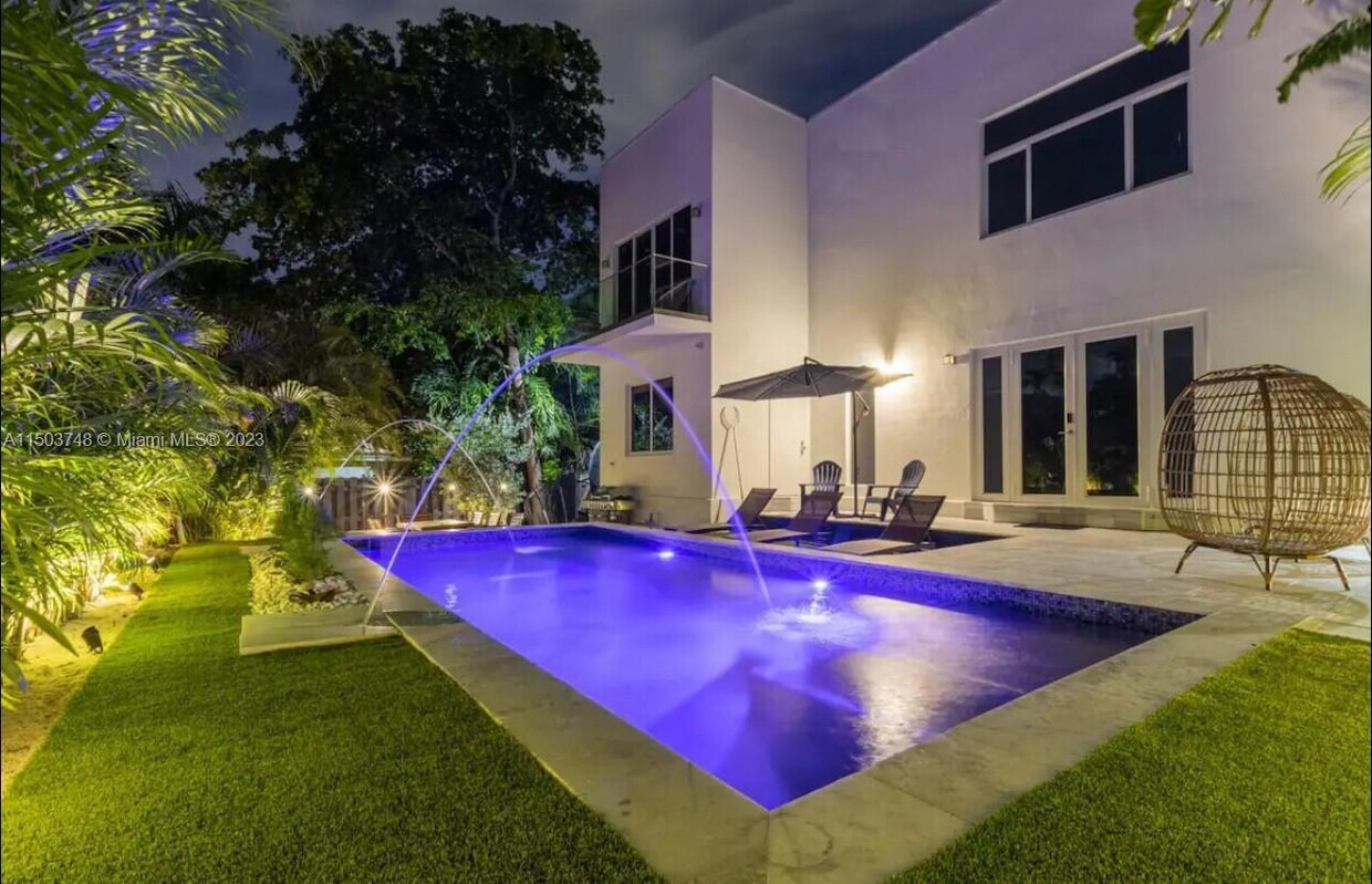Foto principal - 1118 Jefferson St