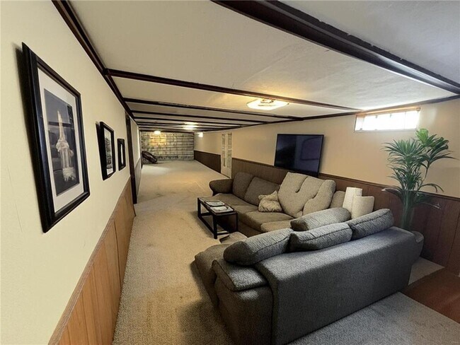 Foto del edificio - 10809 Abbott Ave S