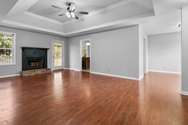 Foto del edificio - 609 Corinth Ct