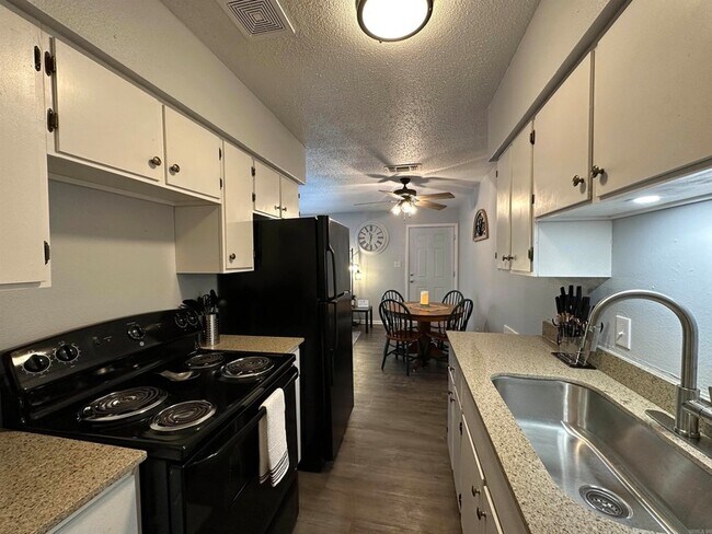 Foto del edificio - 3801 Elizabeth St