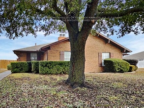 Building Photo - 507 Shennandoah Dr