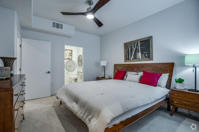 2 BR, 2 BA - 1,123 SF; C - Revolution