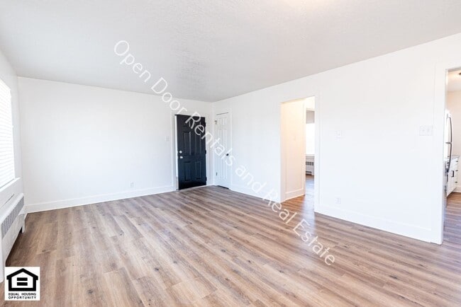 Foto del edificio - 1823 Griswold Dr