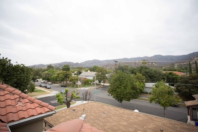 Building Photo - 732 E Palm Ave