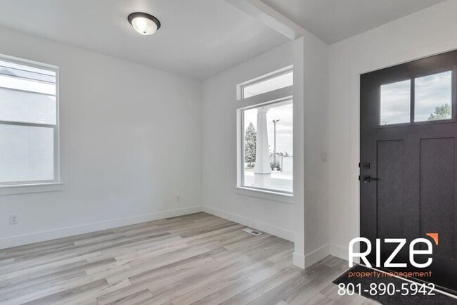 Building Photo - 5377 W 7930 S