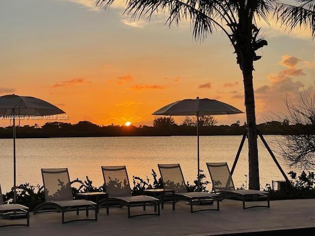 Foto principal - 2560 S Ocean Blvd