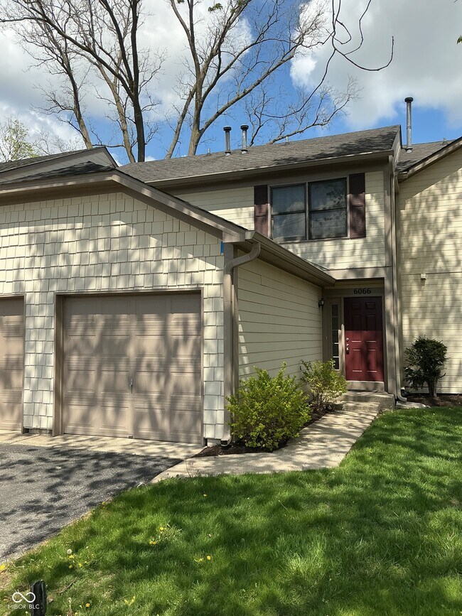 Building Photo - 6066 S Bay Dr