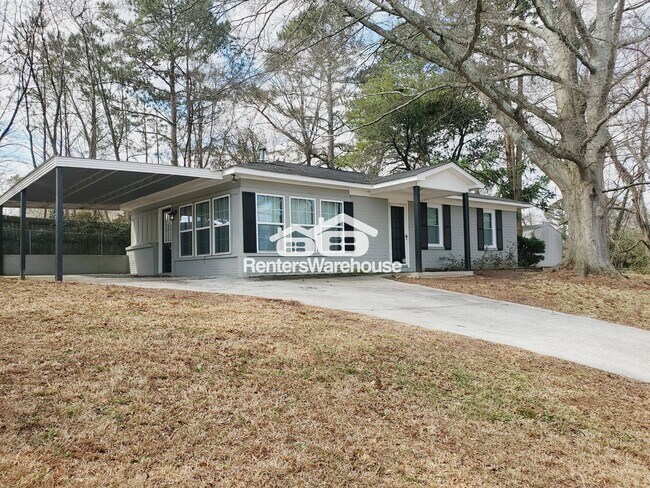 Foto del edificio - 1290 Chapel Dr
