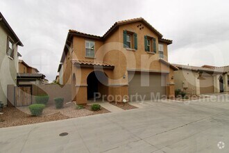 Building Photo - 1537 S Loren Ln