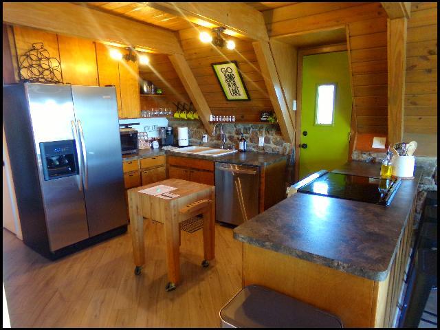 Foto del edificio - 136 Catalina Cir