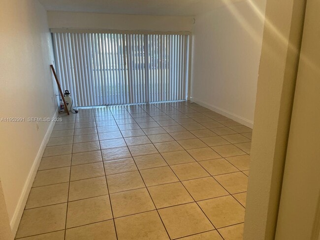 Building Photo - 4215 N University Dr