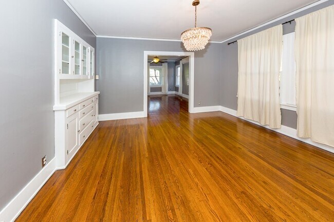 Foto del edificio - Charming 1920's Mediterranean