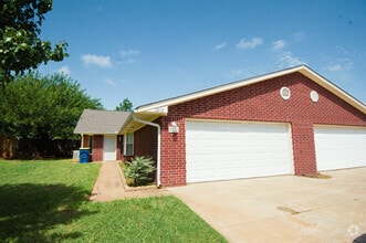 Building Photo - 2212 S Bluestone St