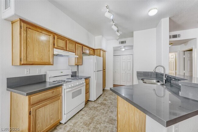 Foto del edificio - 2116 Calville St