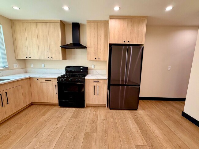 Foto del edificio - 7309 Yarmouth Ave