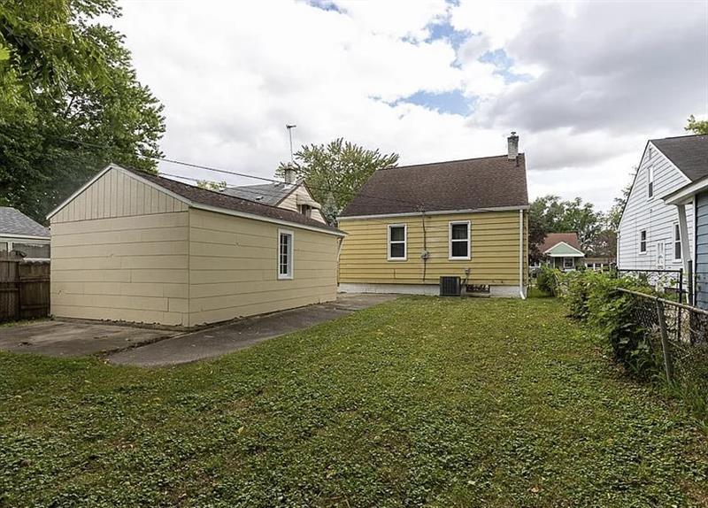 ELEGANT CHESTERFIELD HOME House Rental in Addison, MI