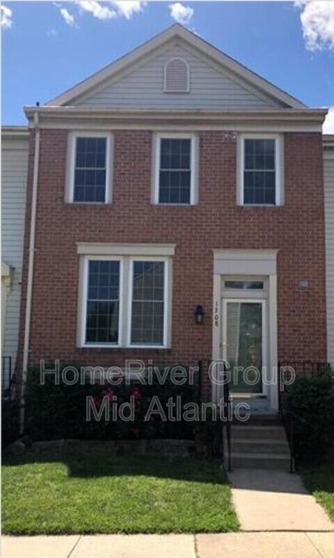 Foto principal - 1308 Hollow Glen Ct