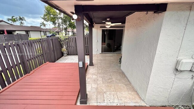 Foto del edificio - 14975 SW 48th Terrace