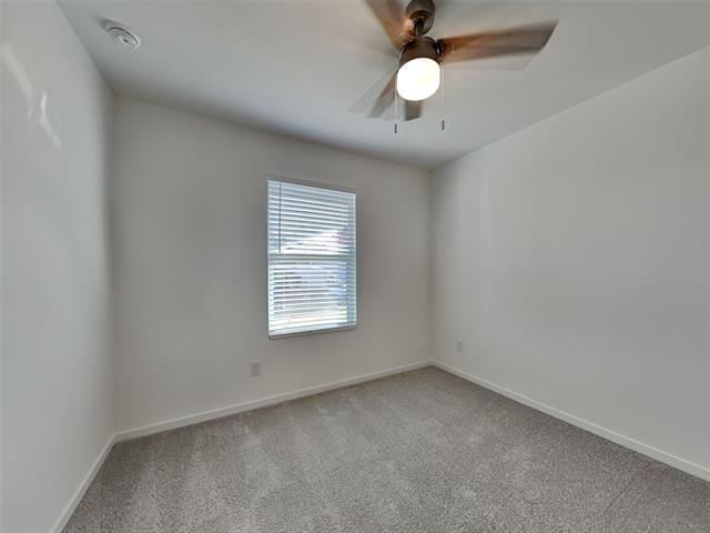 Building Photo - 1624 Parlier St