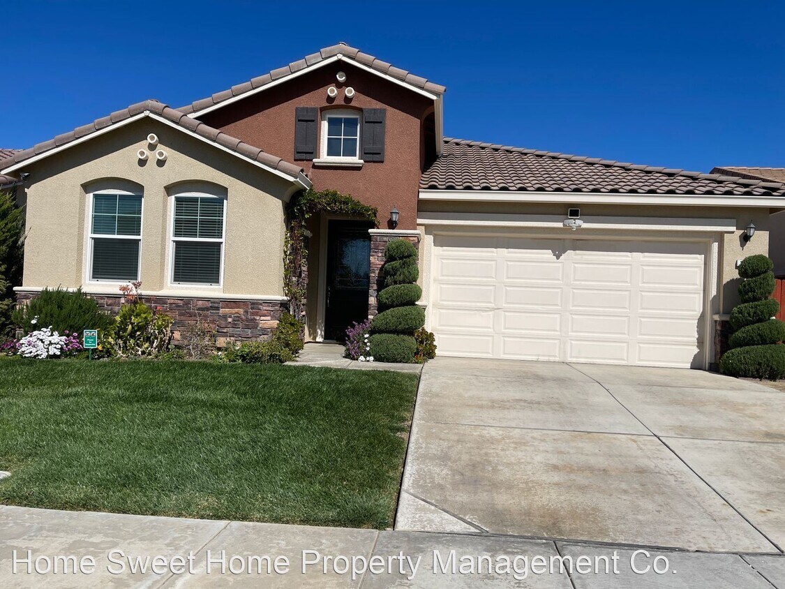 4 br, 3 bath House 1580 MANZANITA WAY House Rental in Los Banos, CA