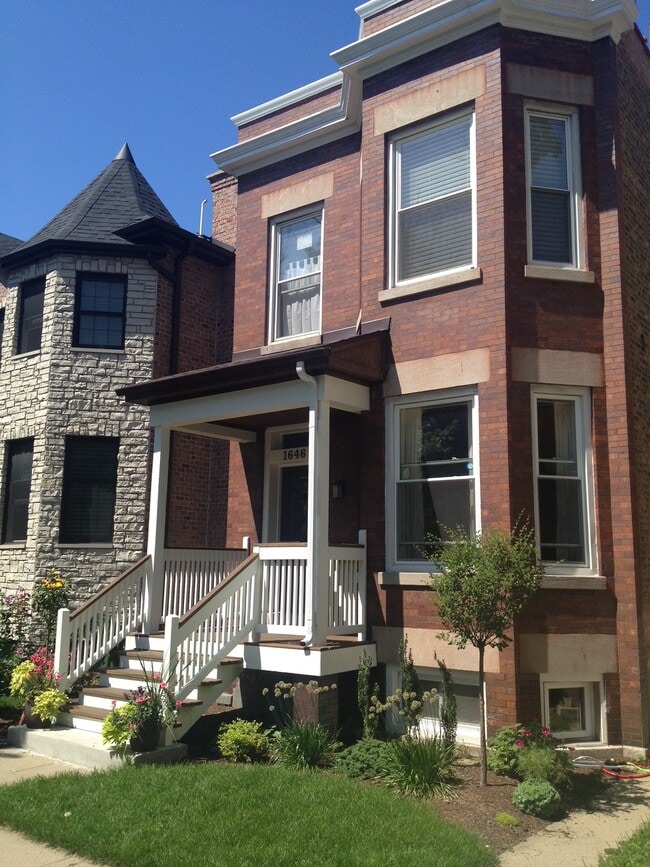 Building Photo - 1646 W Olive Ave