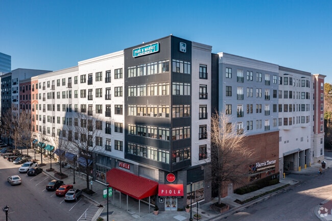 Building Photo - Park and Market